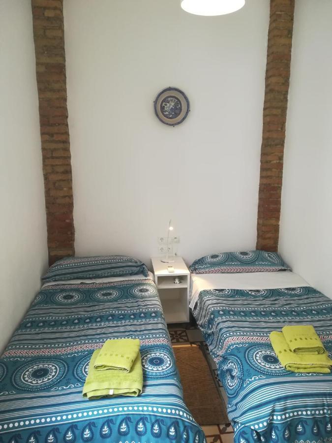 Apartamentos Fernando El Catolico Málaga Extérieur photo