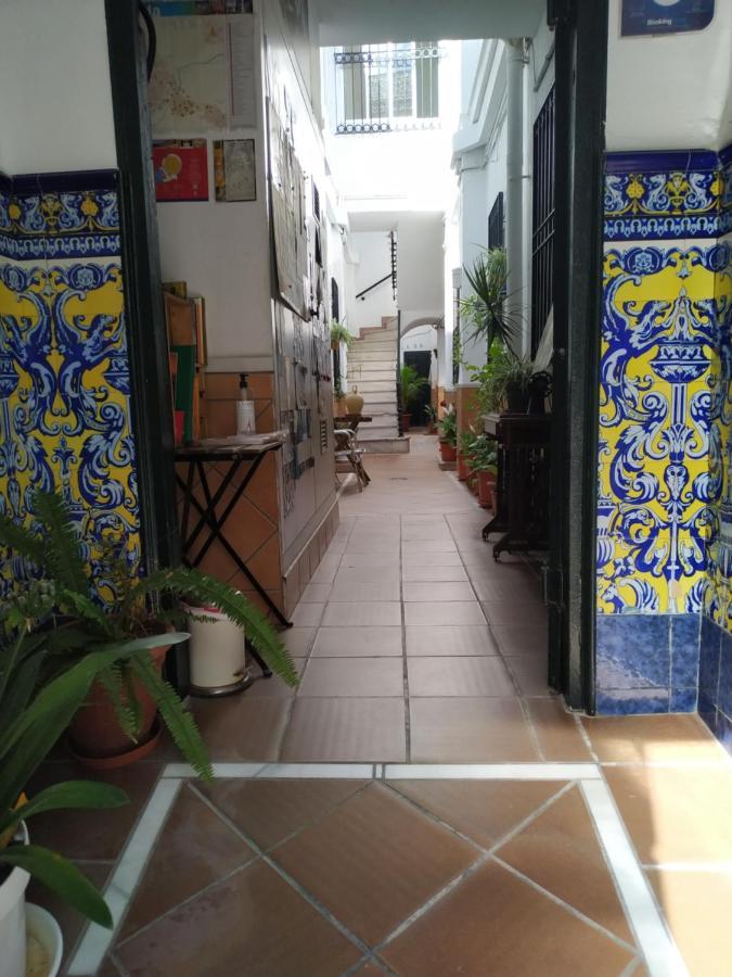 Apartamentos Fernando El Catolico Málaga Extérieur photo
