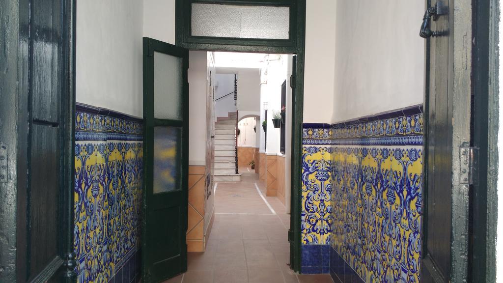 Apartamentos Fernando El Catolico Málaga Extérieur photo
