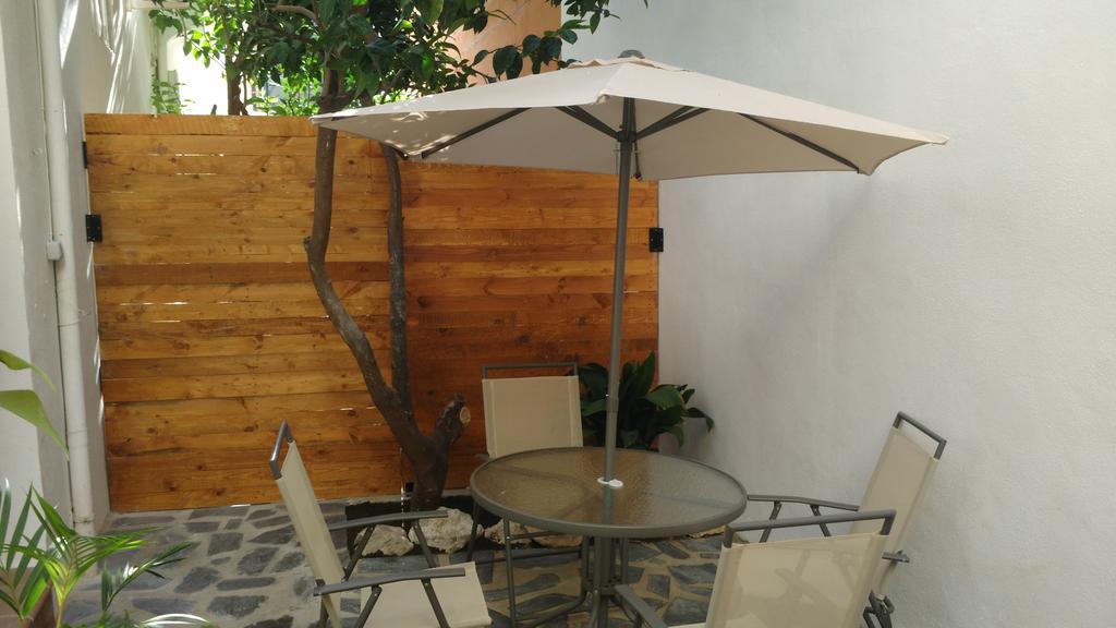 Apartamentos Fernando El Catolico Málaga Extérieur photo