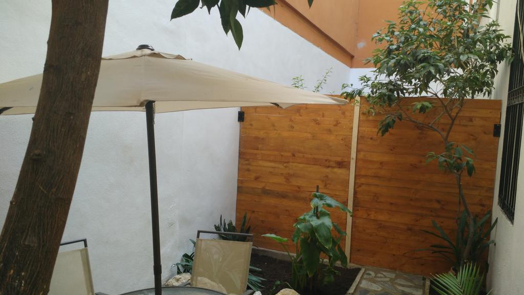 Apartamentos Fernando El Catolico Málaga Extérieur photo